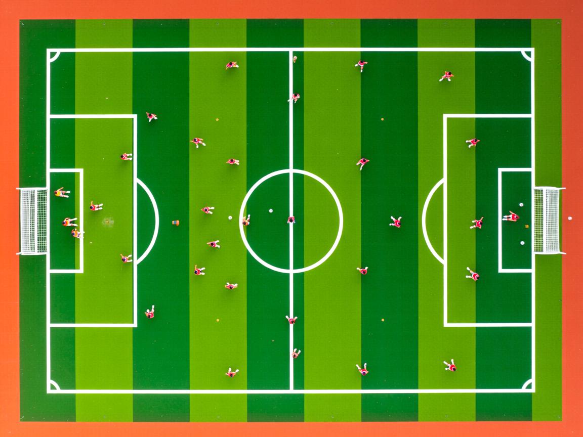 爱游戏官网充值-“高新体育中心网球赛：选手突破极限，赛场紧张刺激”